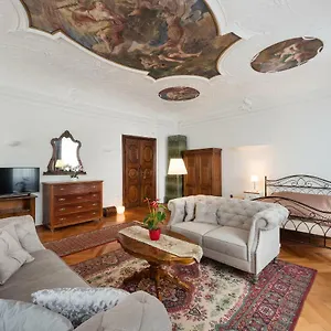 Codelli Deluxe Fresco Centre App With Balcony Apartment Ljubljana