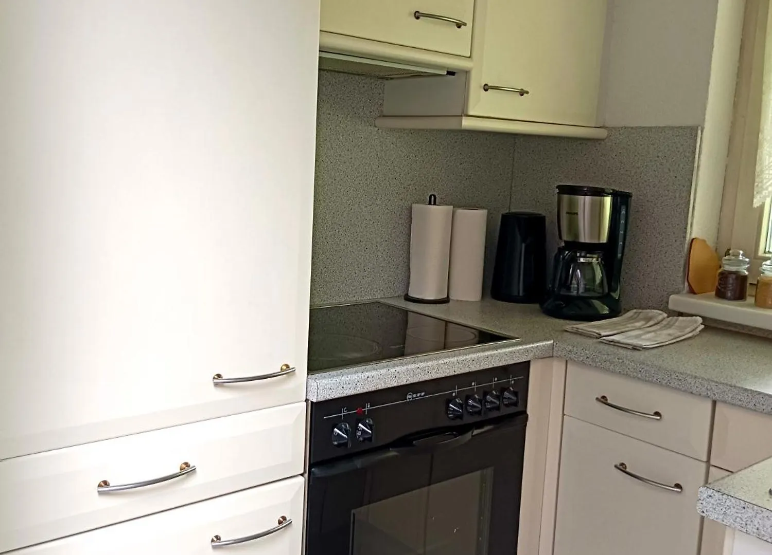 Apartment Charmante, Ruhige Wohnung In Innsbruck