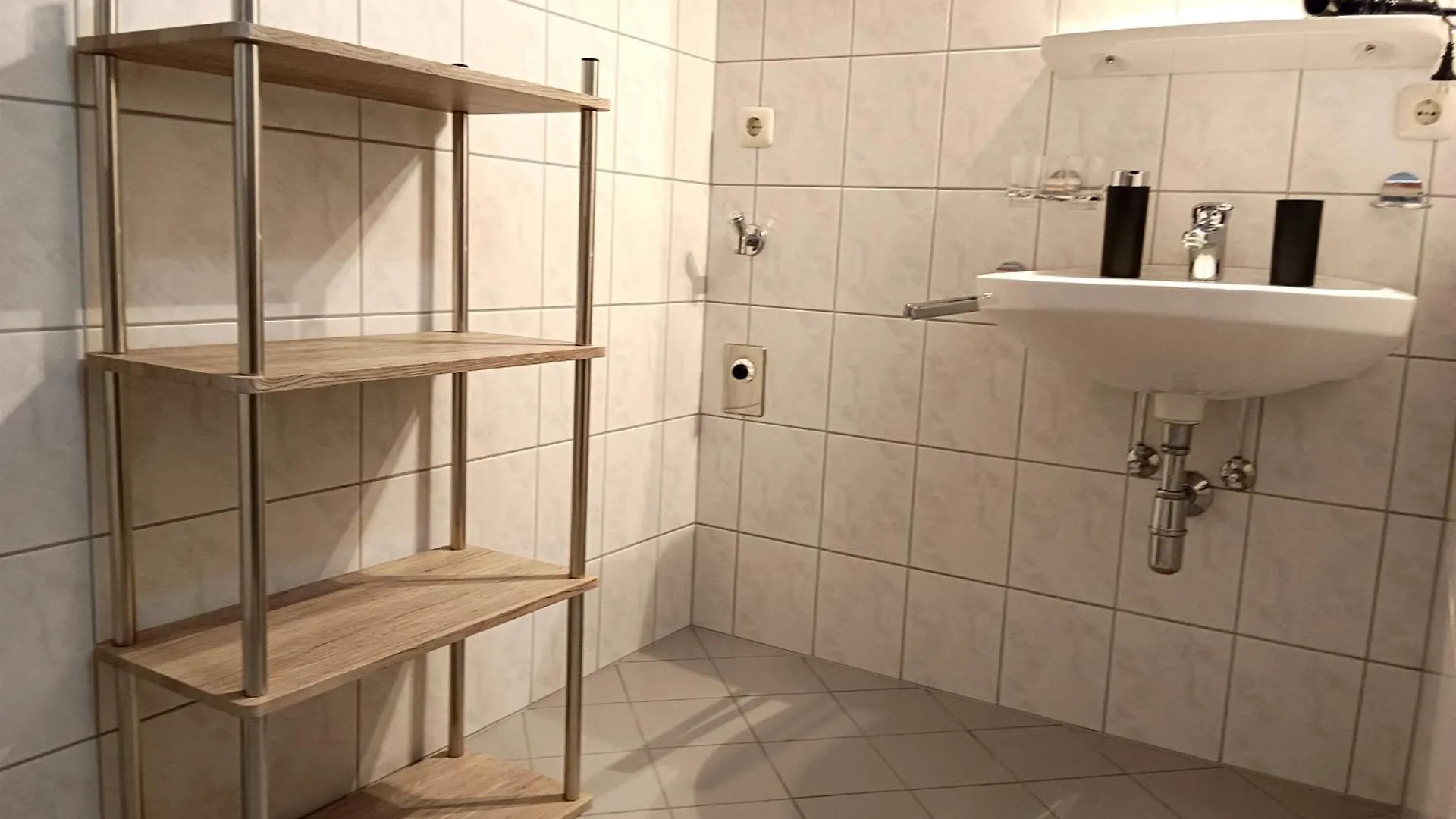 Charmante, Ruhige Wohnung In Innsbruck Austria